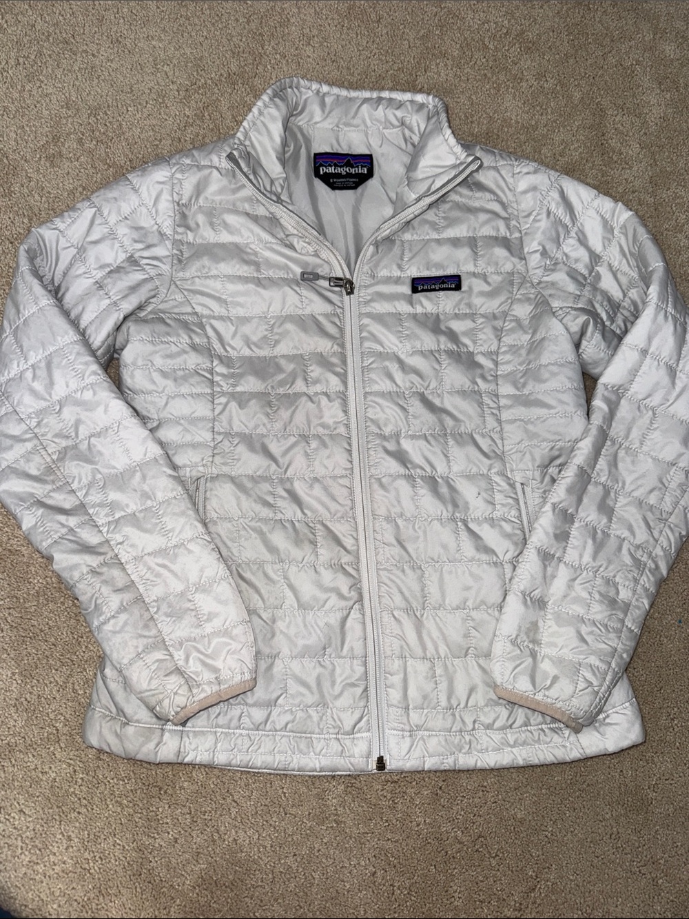 Patagonia Women's Birch White Quilted Lightweight Puffer Jacket